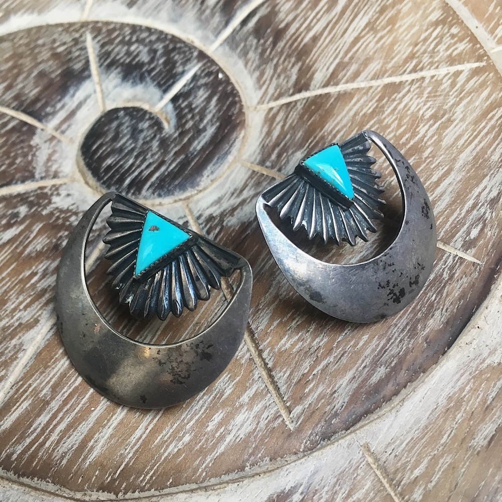 (SOLD 🦋) Vintage Sterling Silver Turquoise